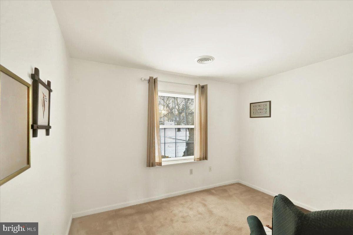 152 Heather Lane photo 20