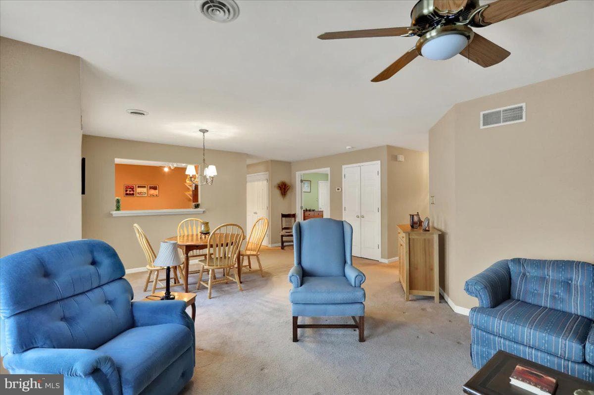 152 Heather Lane photo 8