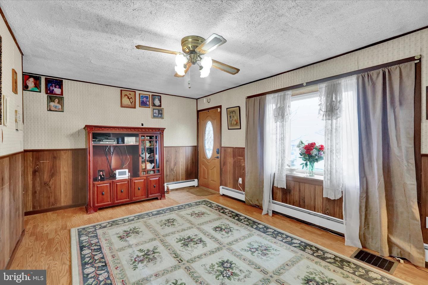 148 Hoch Avenue photo 7