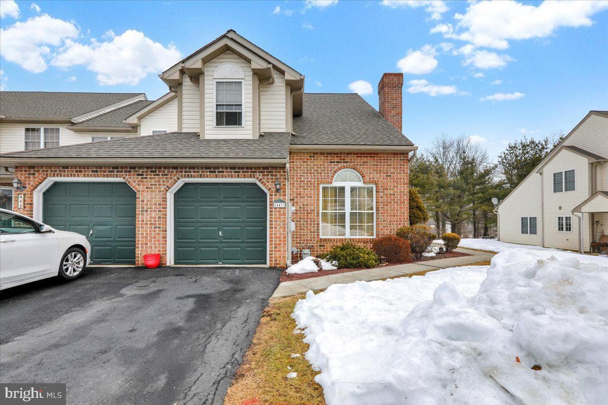 447 Epsilon Drive photo 31