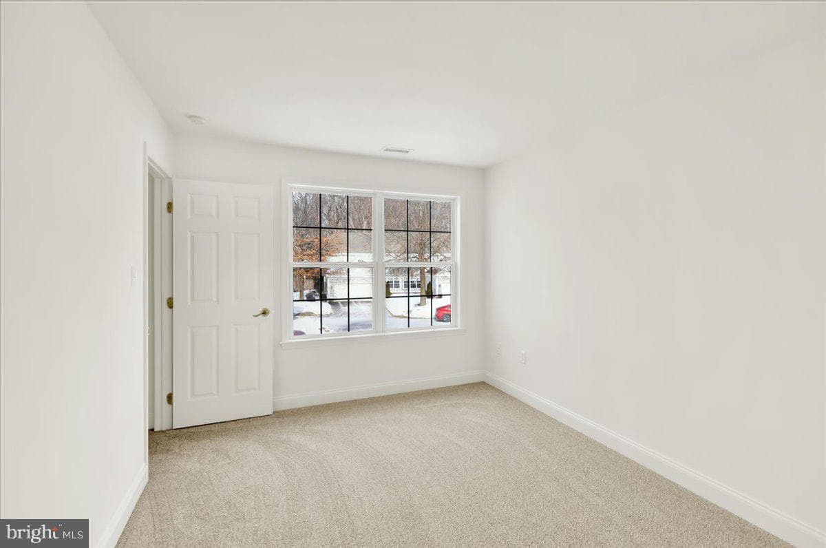 424 Oak Hill Lane photo 31