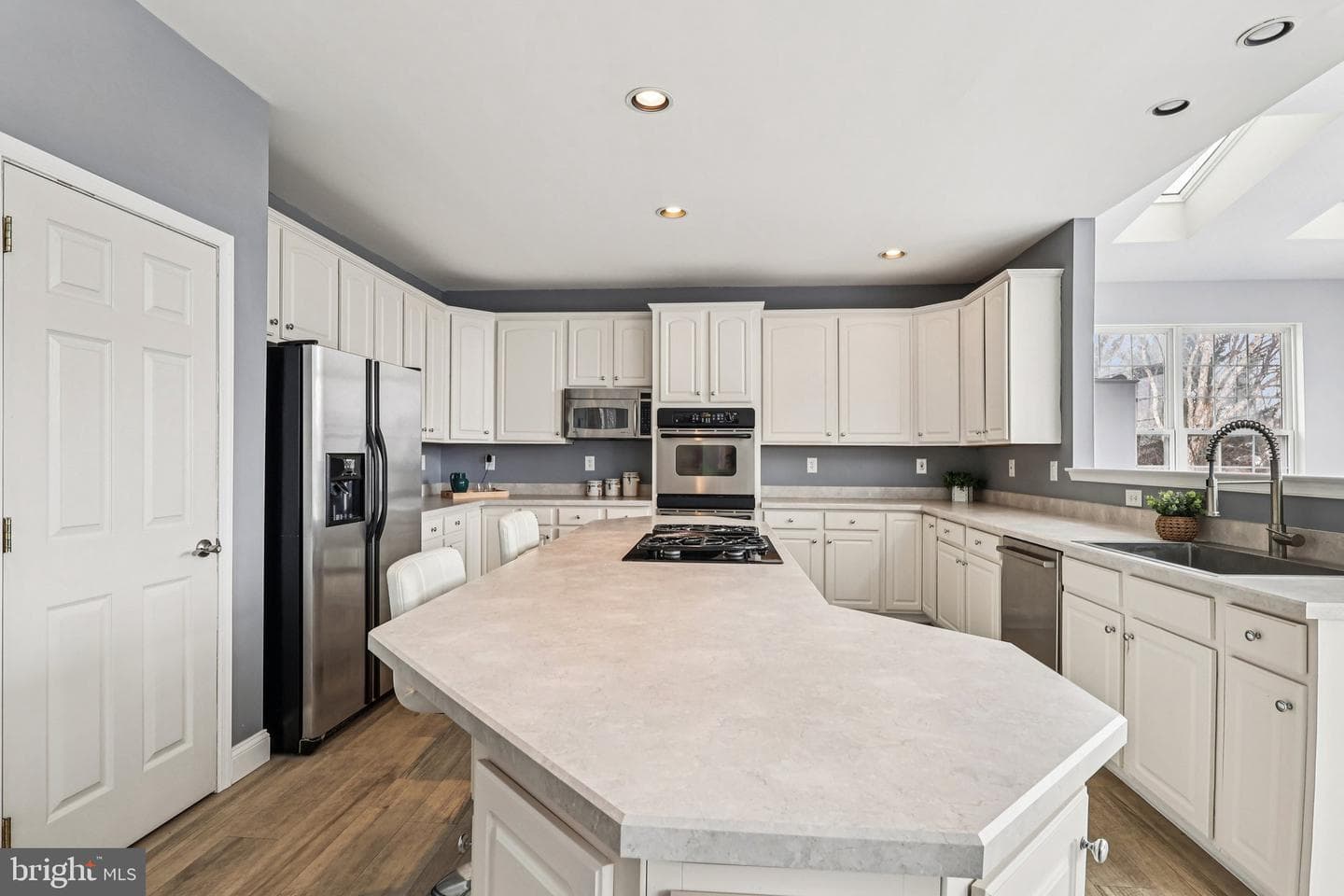 230 N Shadybrooke Drive photo 10