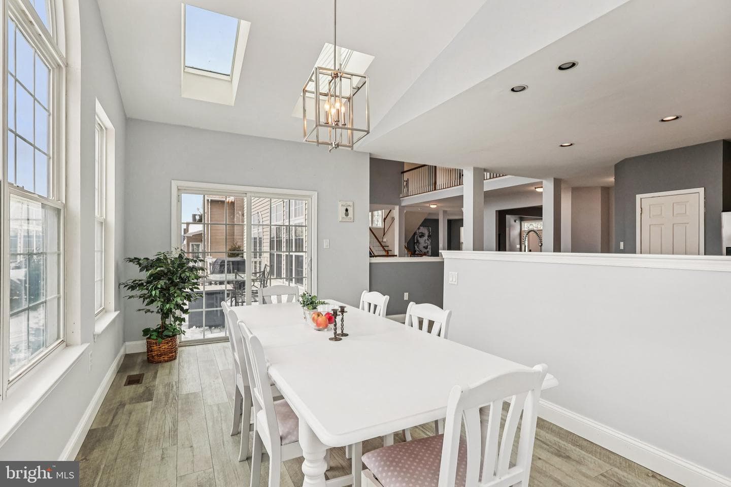 230 N Shadybrooke Drive photo 18