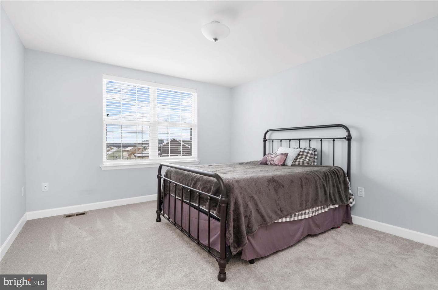 200 Sianna Circle photo 15