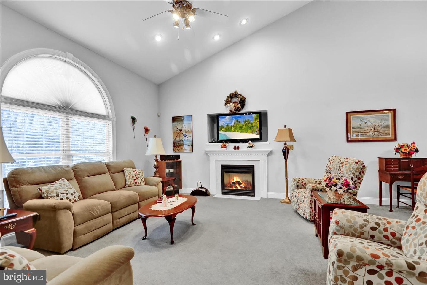 110 S Cacoosing Drive photo 2