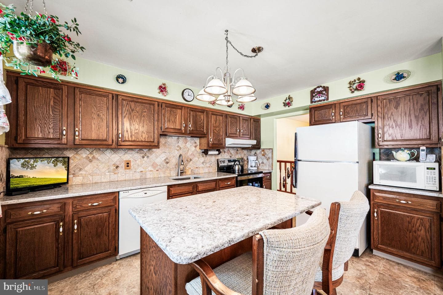 1548 County Line Road photo 10