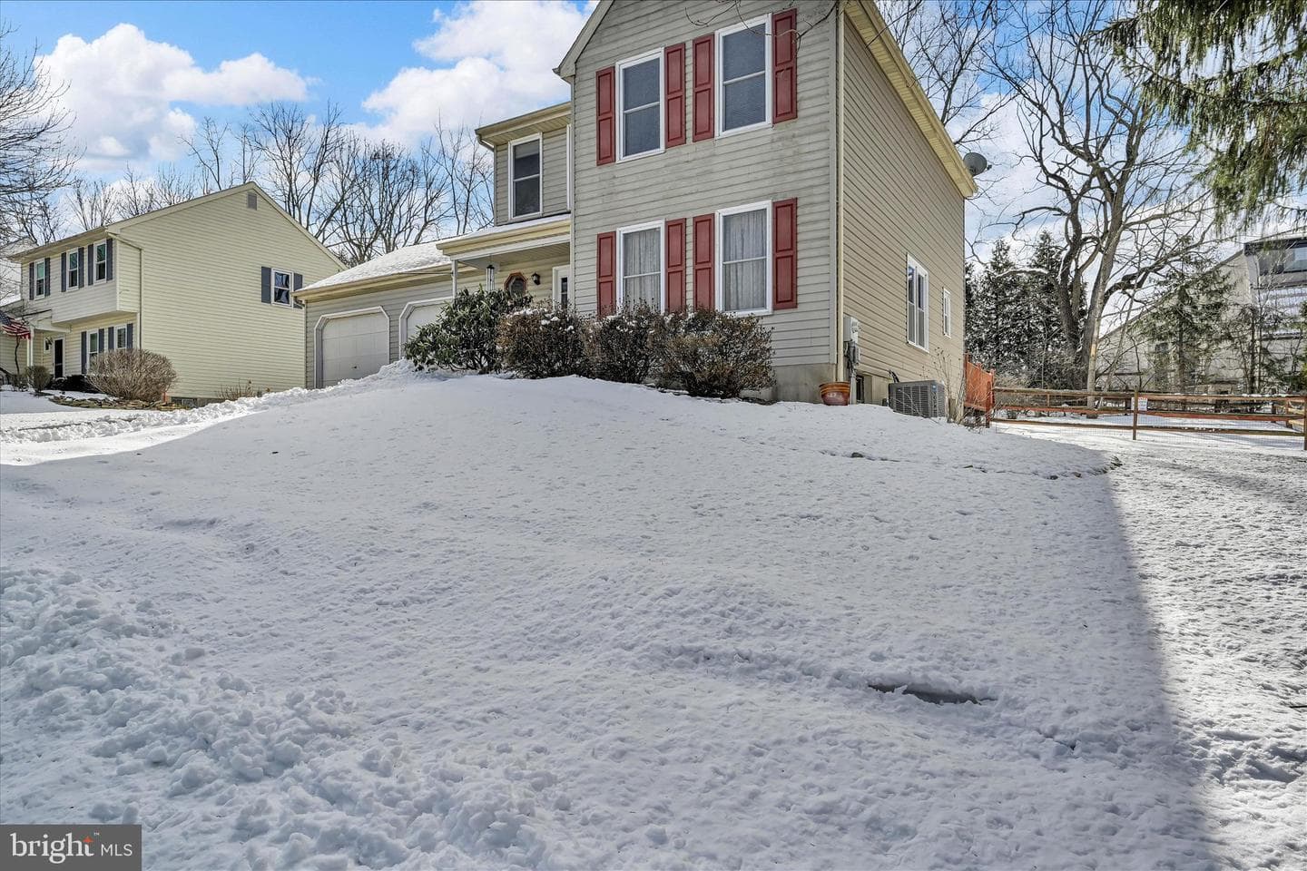 39 Fox Glove Lane photo 6