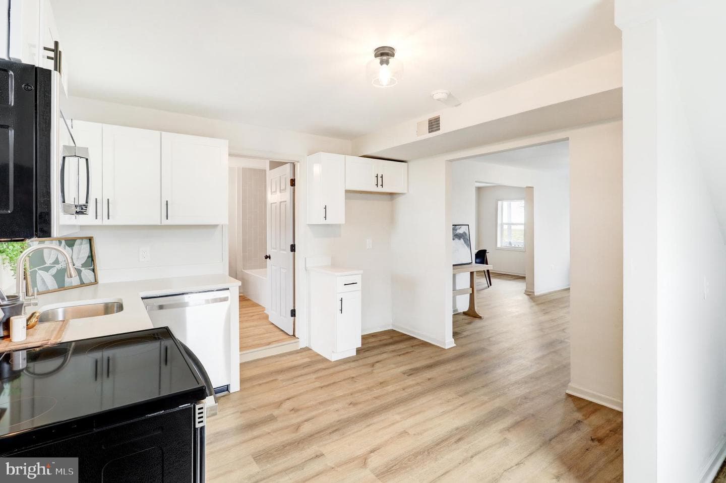 5 Edgewood Avenue photo 10