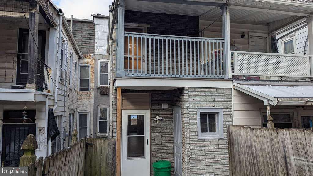 723 Thorn Street photo 5