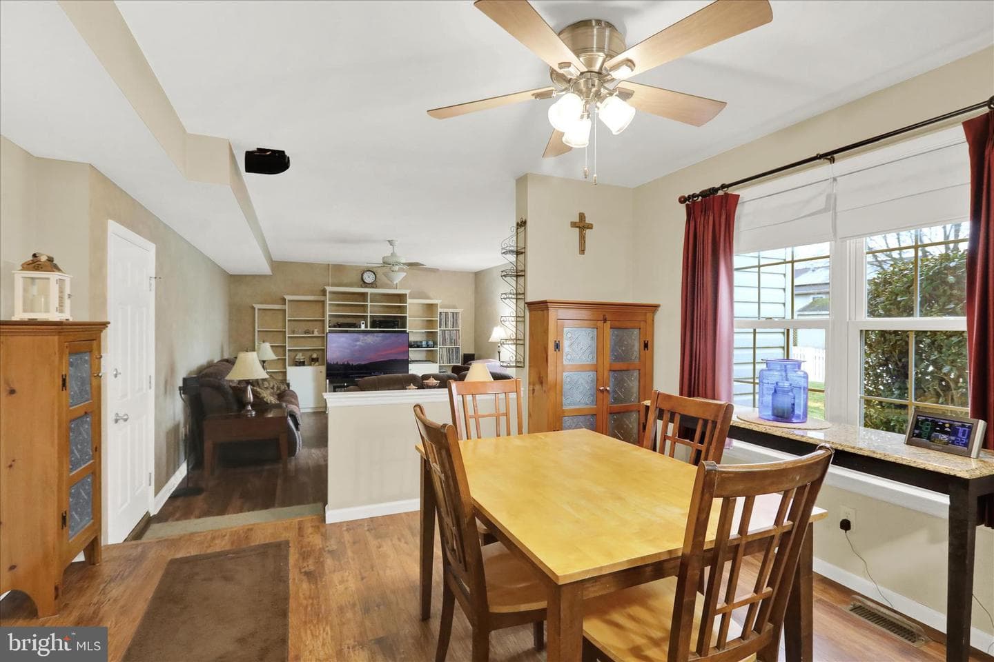 712 Pearl Street photo 11
