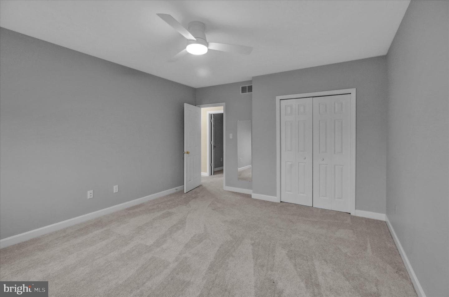 110 New York Avenue photo 26