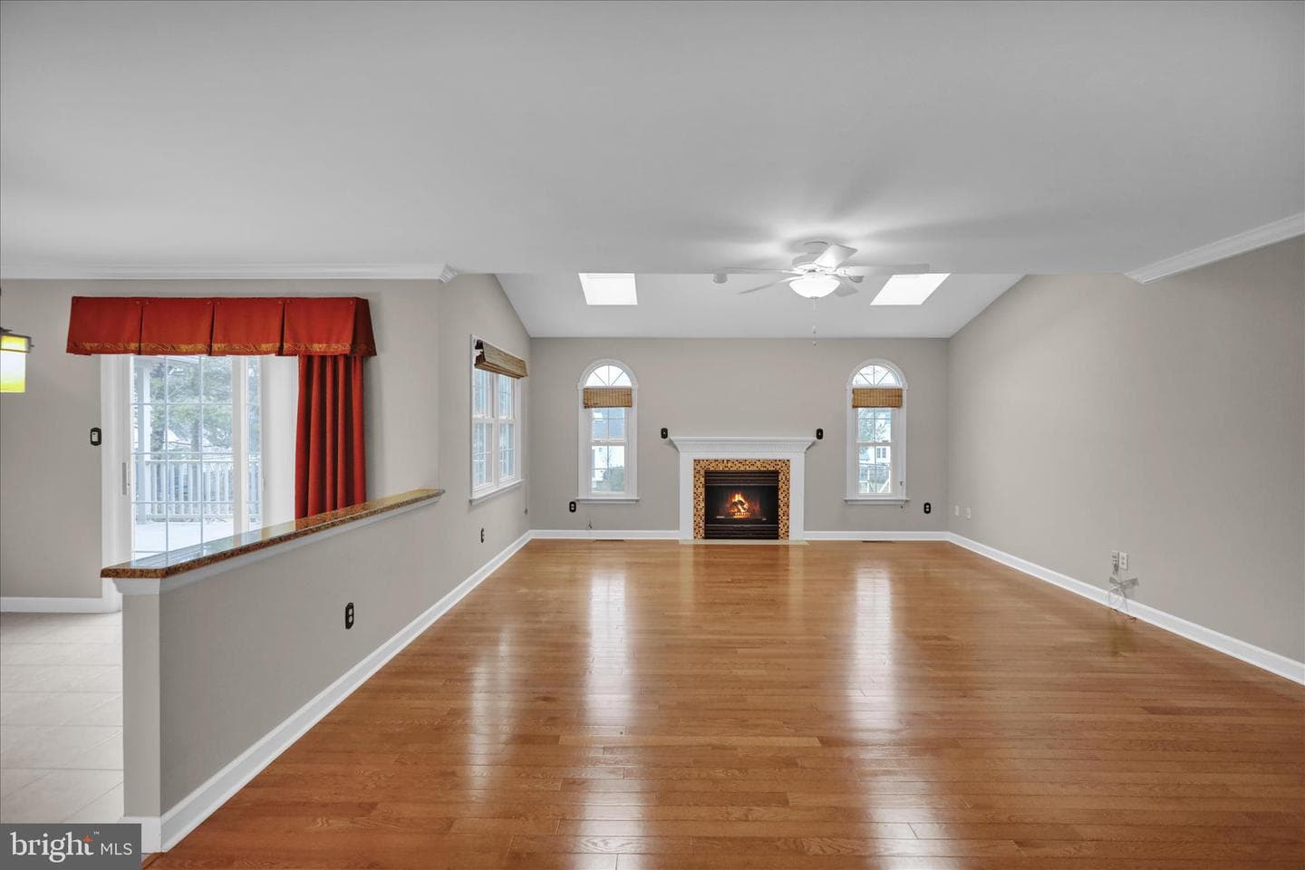 110 New York Avenue photo 9
