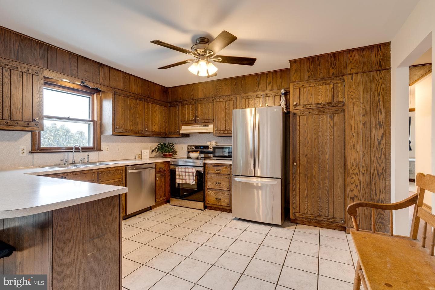906 Berks Street photo 7