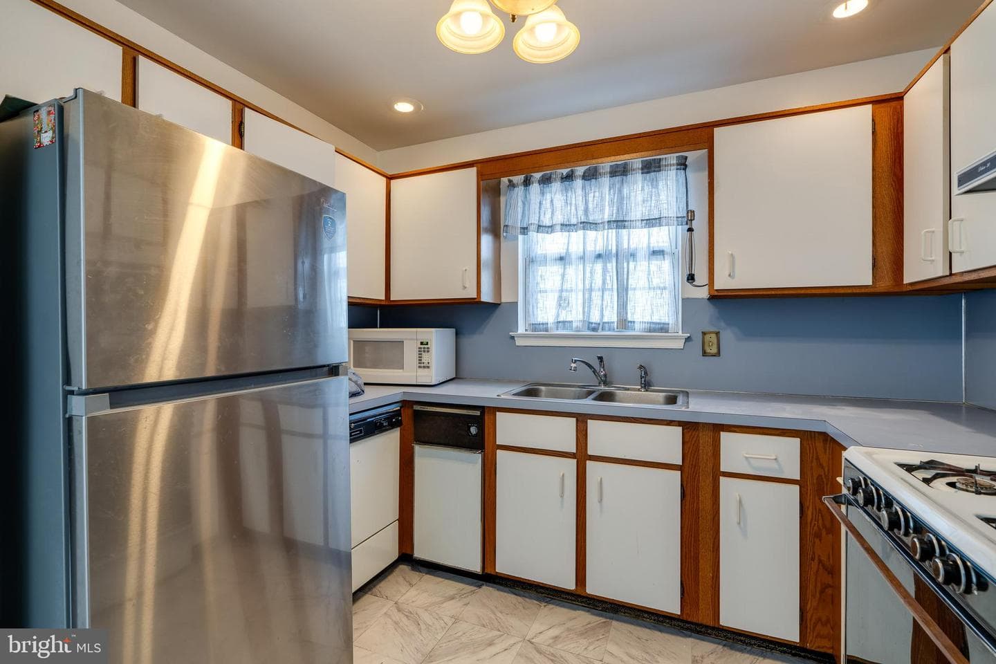 225 N 14th Street photo 16