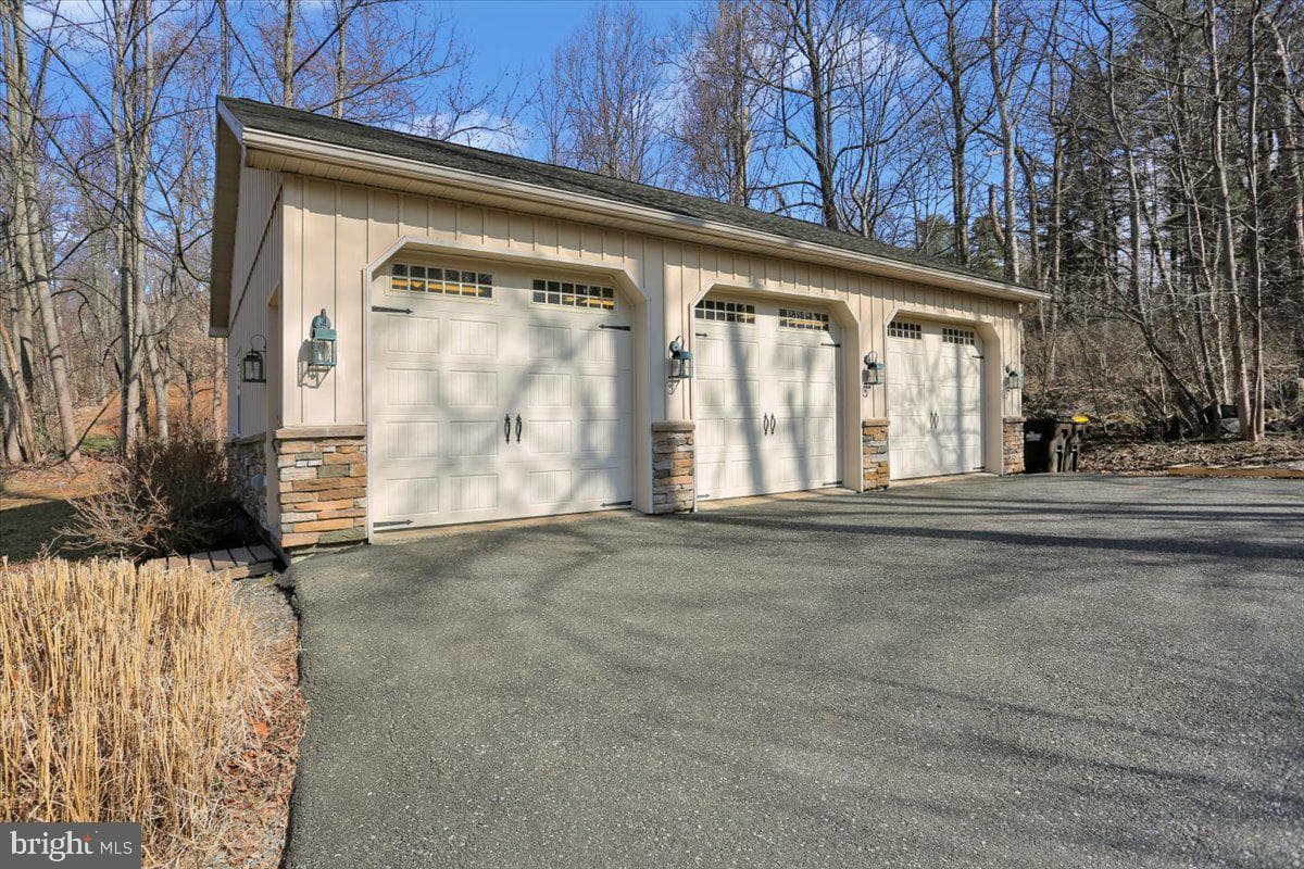 220 Landis Store Road photo 5