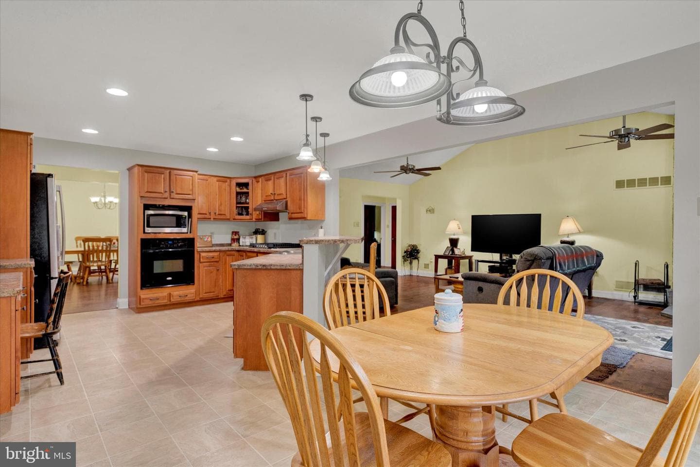 181 Fort Road photo 6