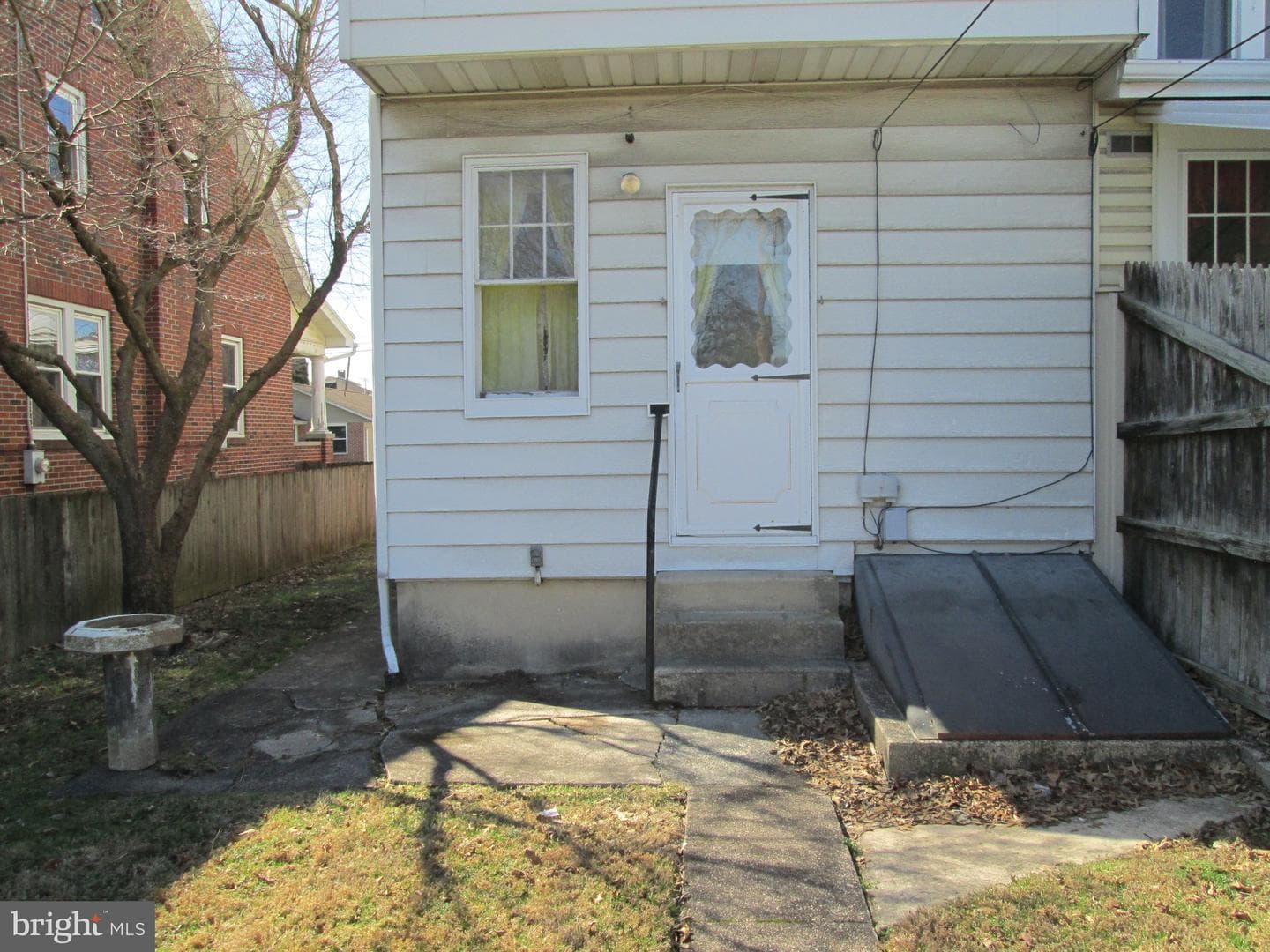 431 Raymond Street photo 48