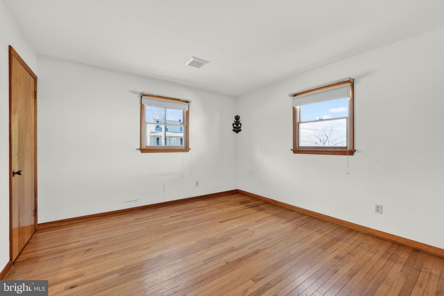 321 Lindbergh Avenue photo 12
