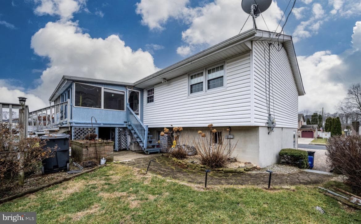 21 Hearthstone Drive photo 3