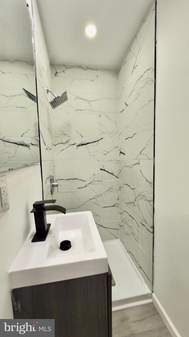 24 Marshall Avenue photo 26
