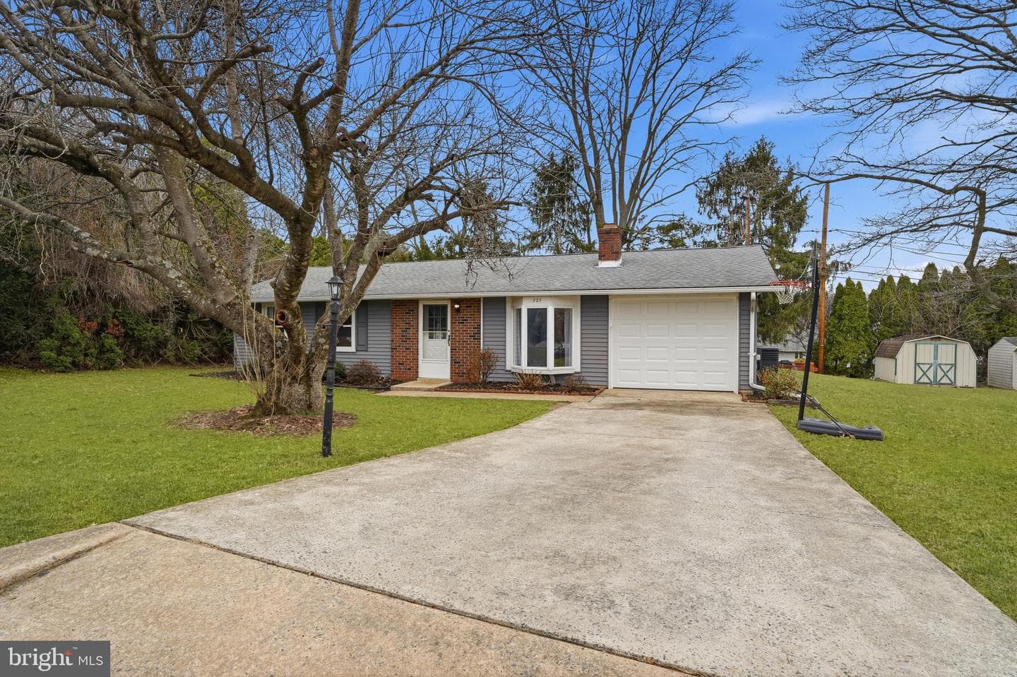 727 Highland Avenue