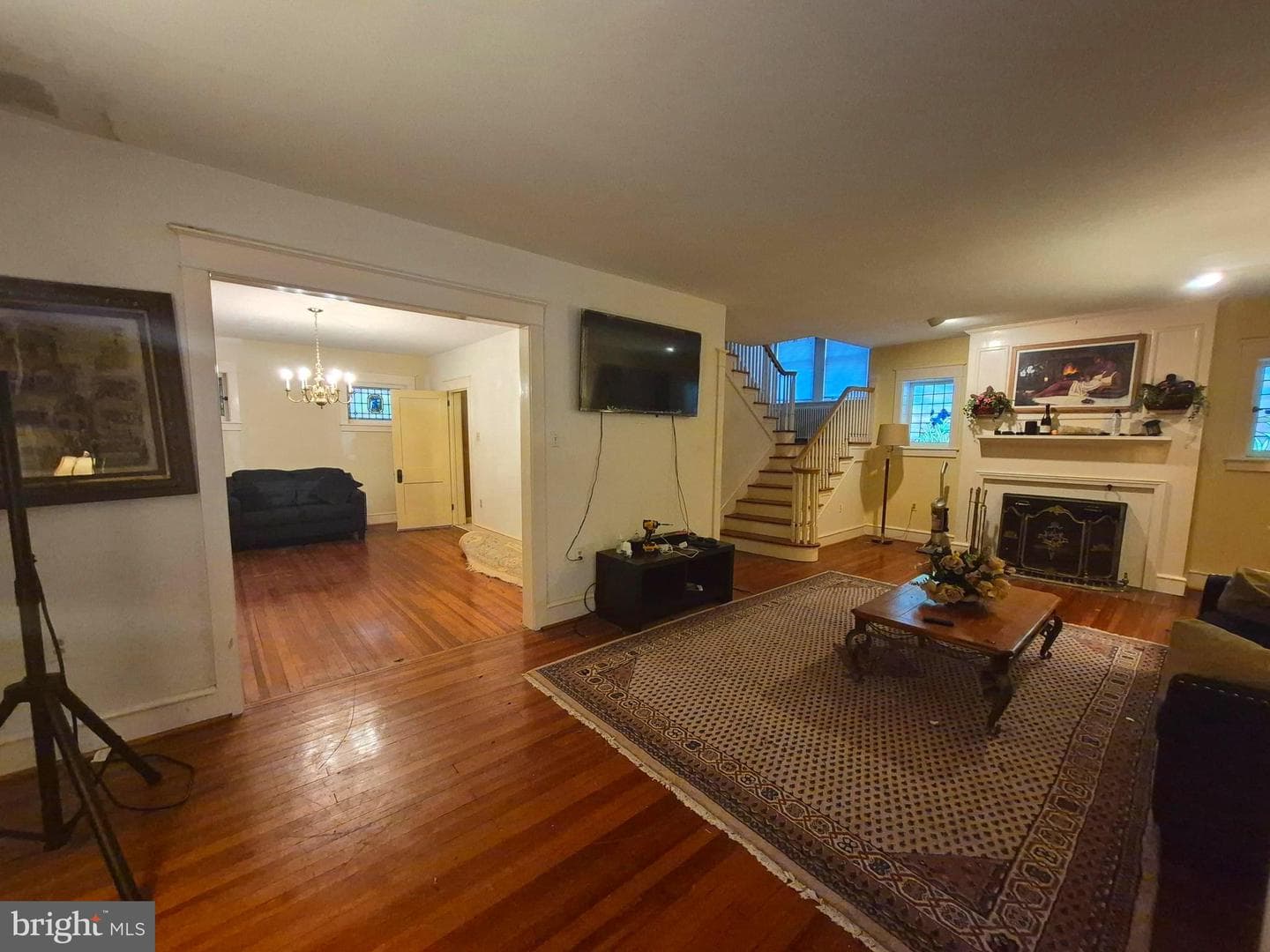 2446 Grandview Avenue photo 4