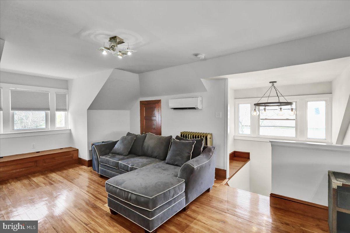 1245 Delaware Avenue photo 50