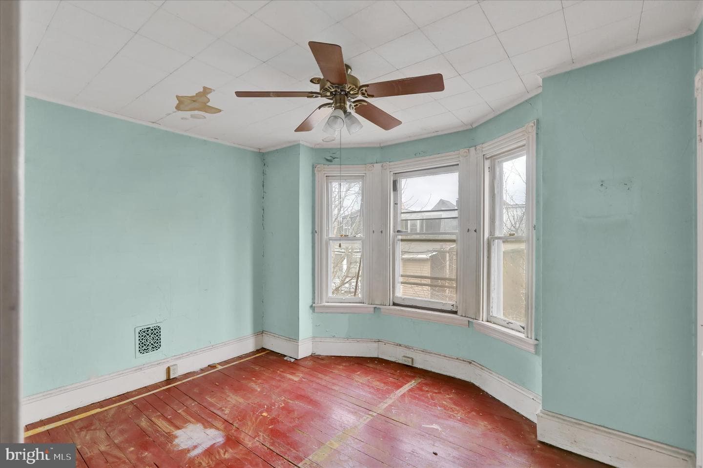 915 Madison Avenue photo 11