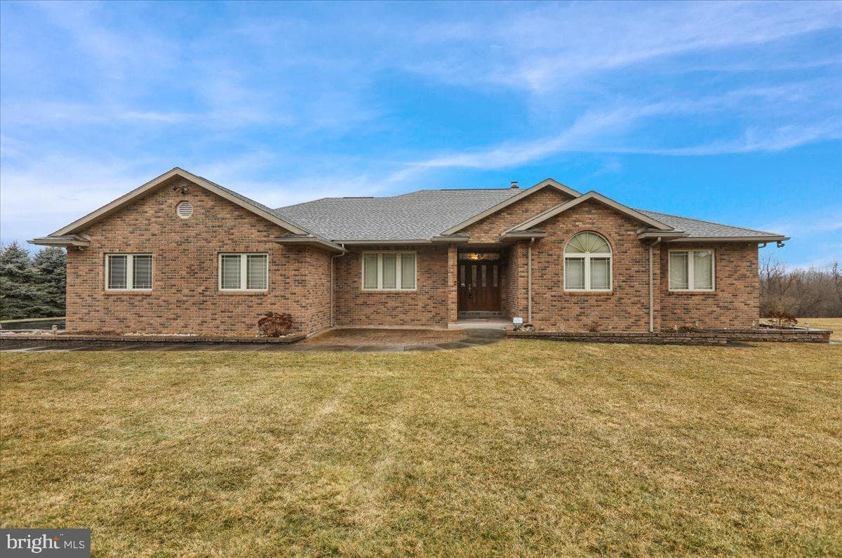 441 Birch Hill Road photo 2