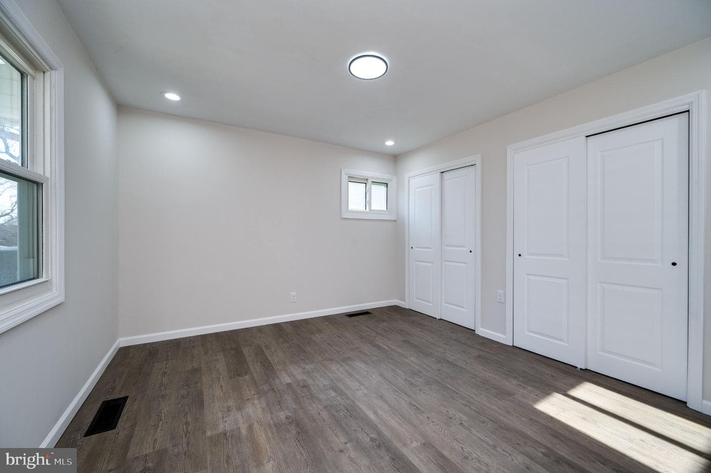 6 Circle Drive photo 28