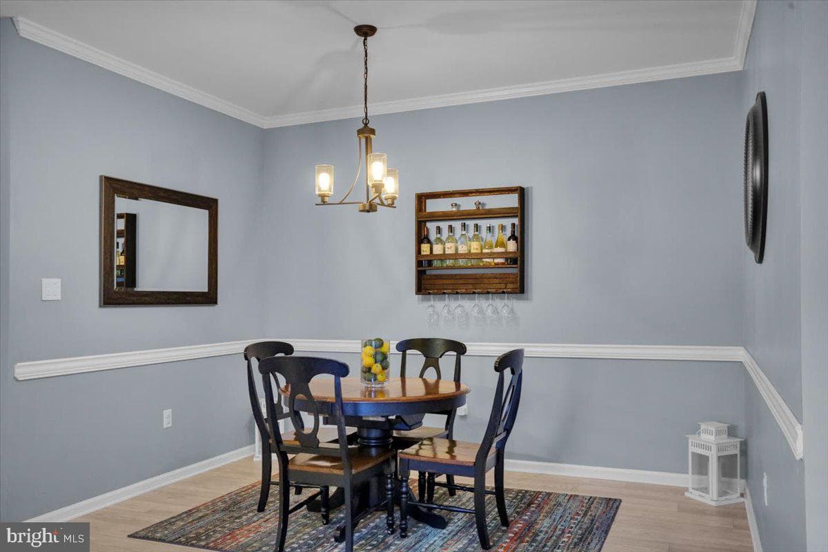 1506 Lexington Way photo 12