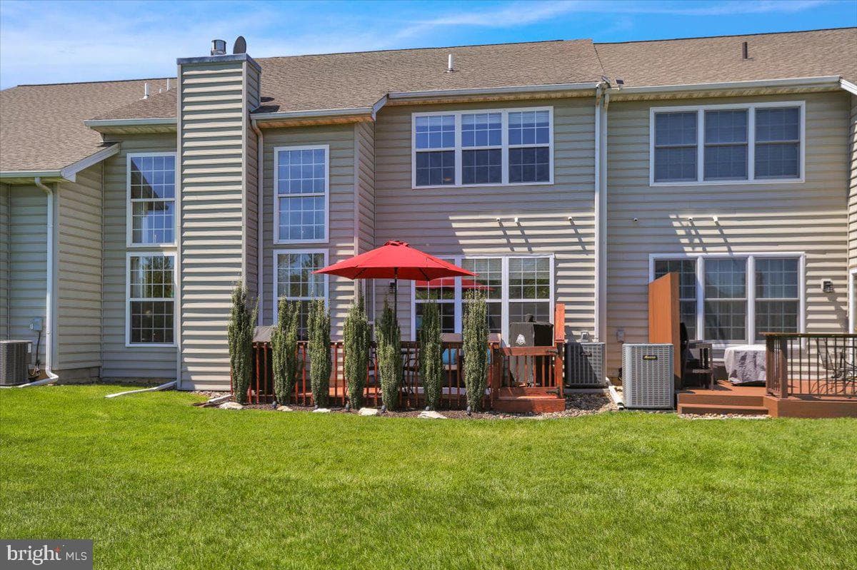 1506 Lexington Way photo 39