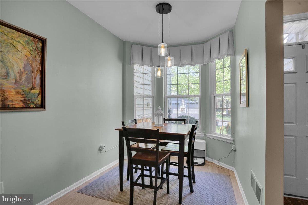 1506 Lexington Way photo 5