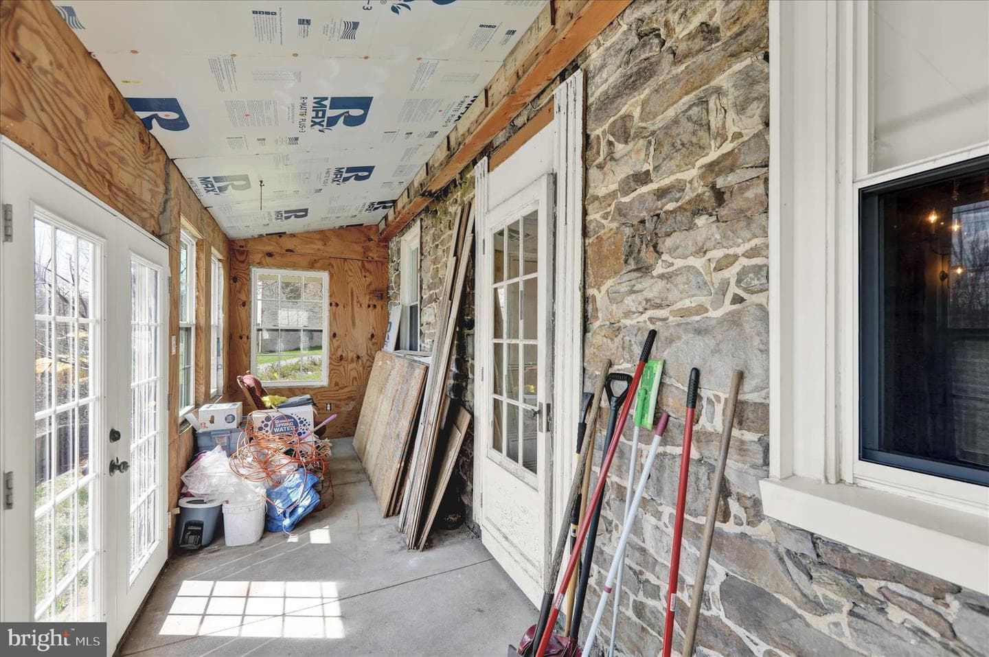 405 Oysterdale Road photo 30
