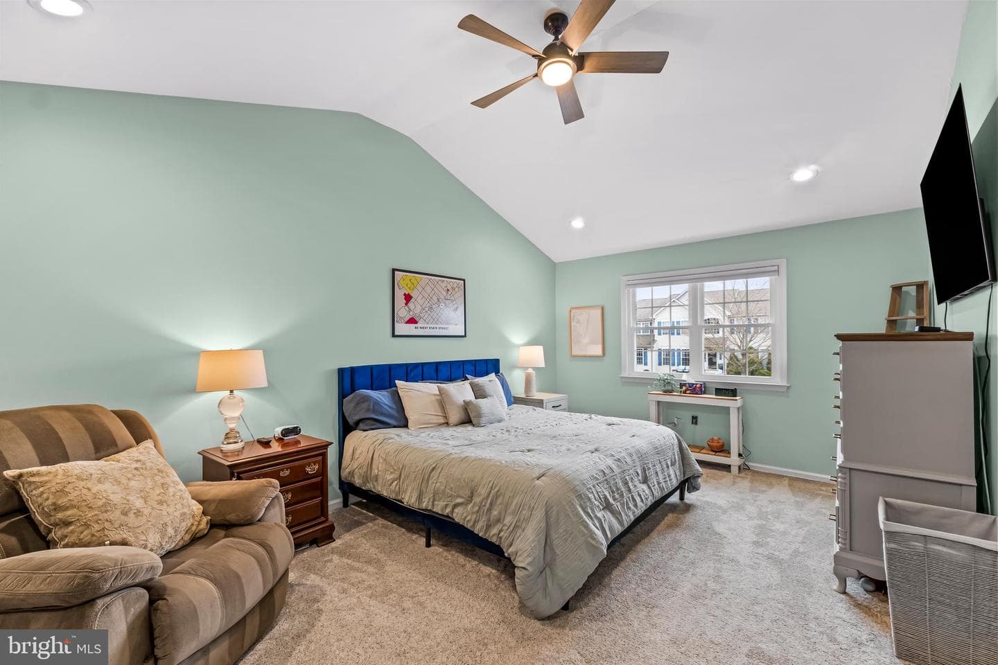 700 Ridge Drive photo 18