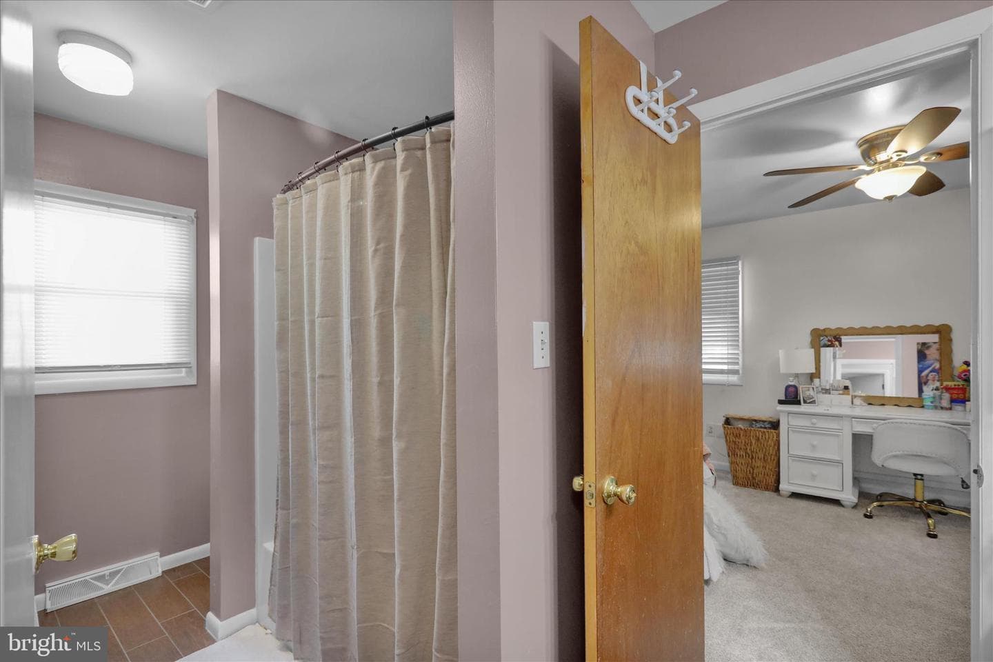 106 Oak Lane photo 16