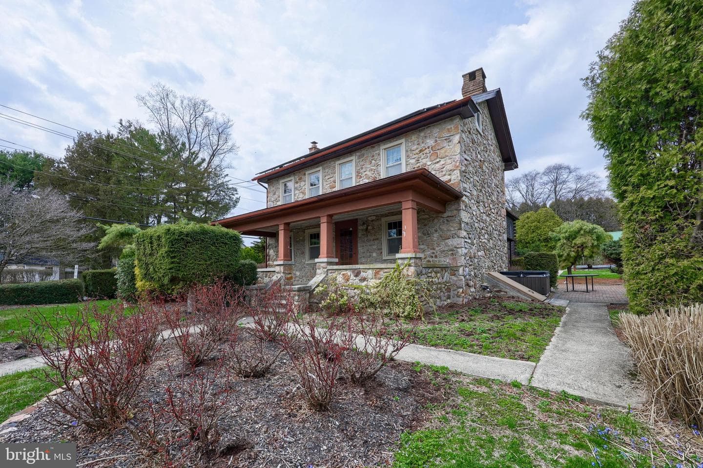 100 Seyler Road photo 5