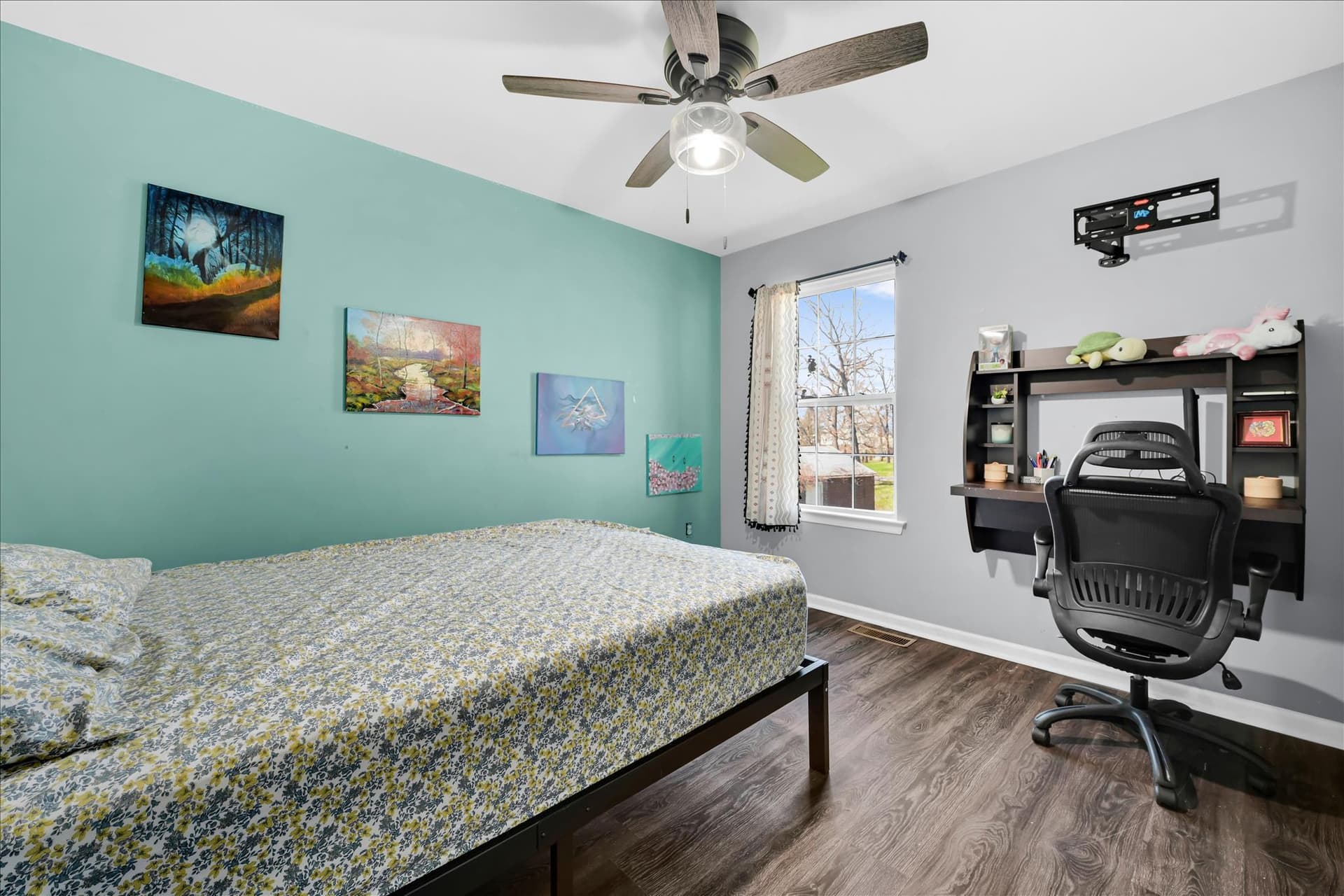 1054 Alexander Drive photo 22