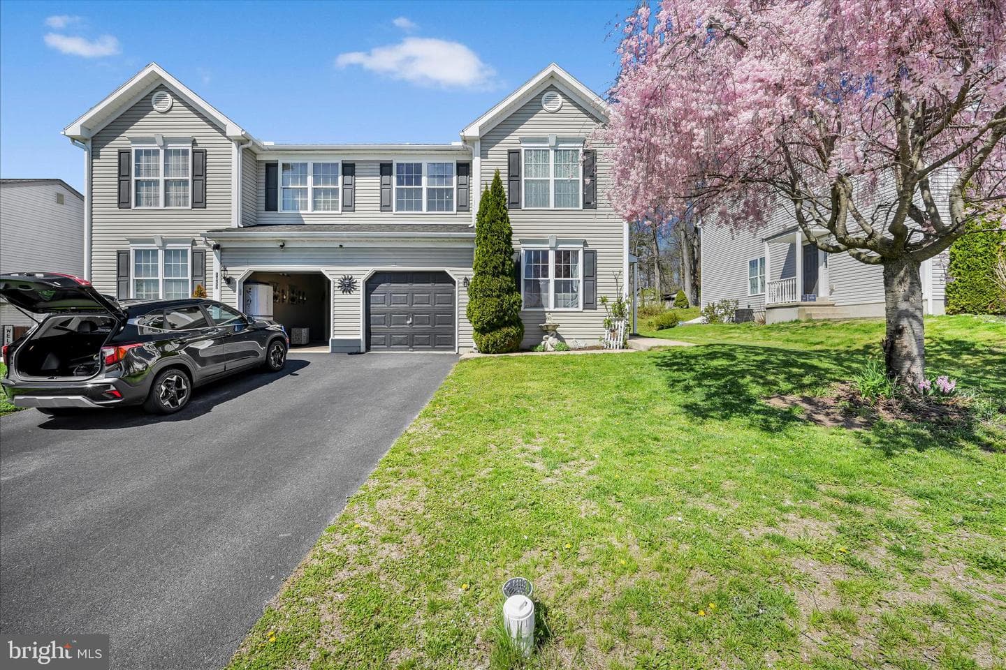 1054 Alexander Drive photo 3