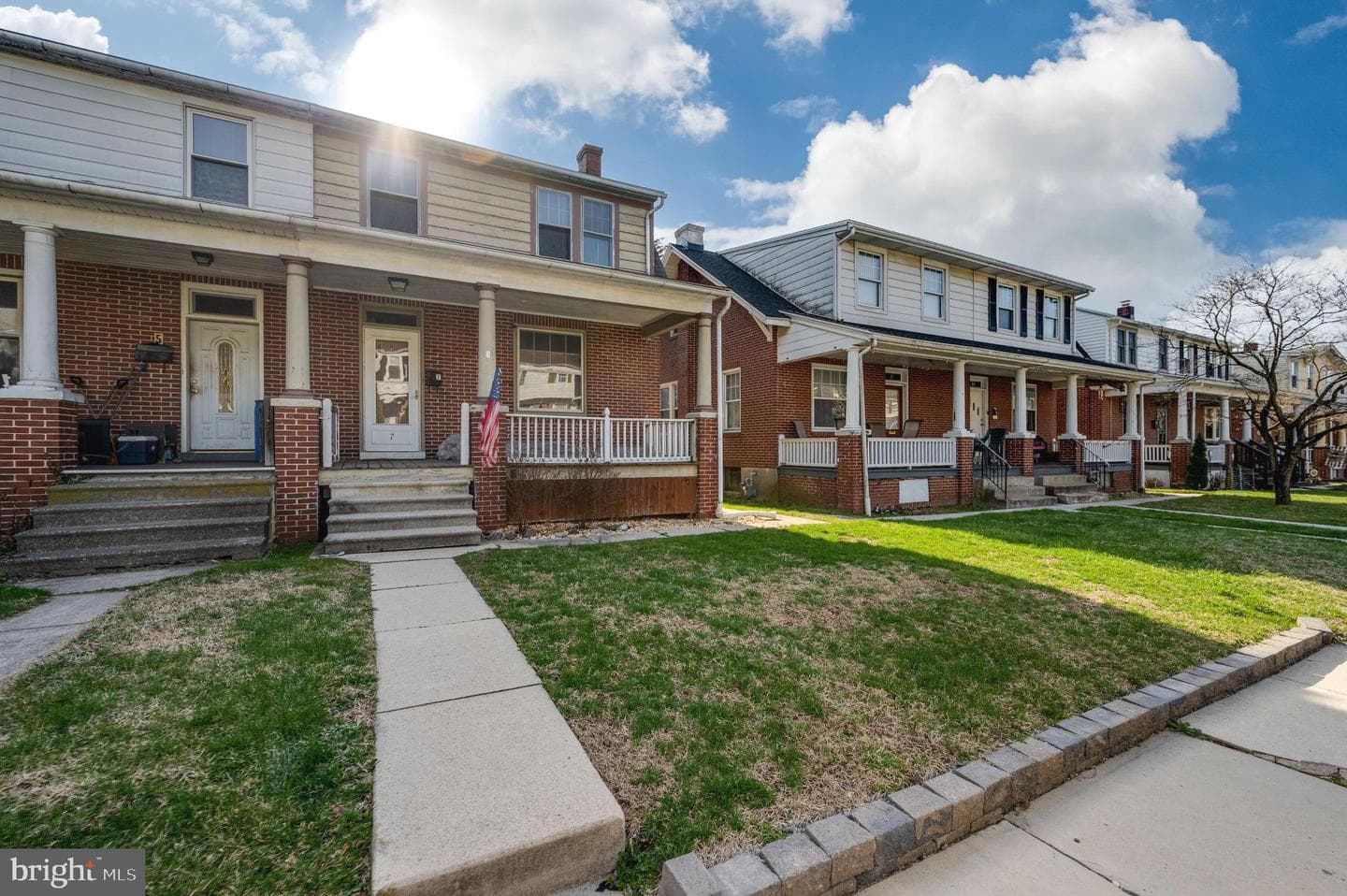 7 Marshall Avenue photo 4