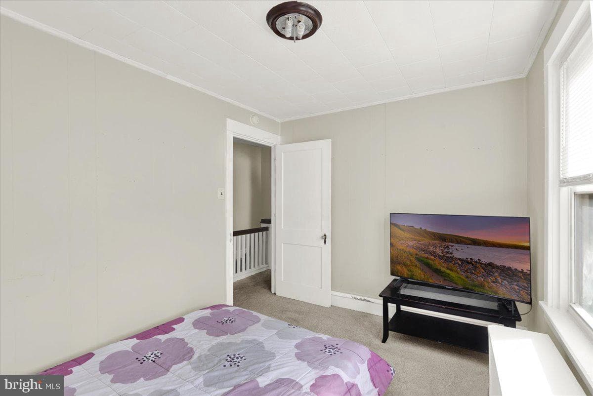 8 Pershing Boulevard photo 17