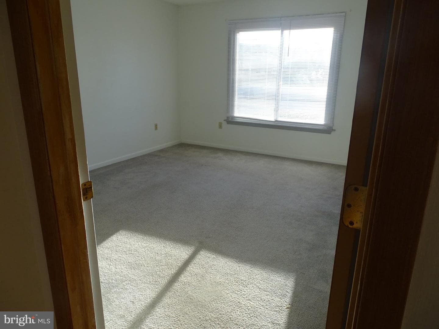 711 Hill #d photo 5