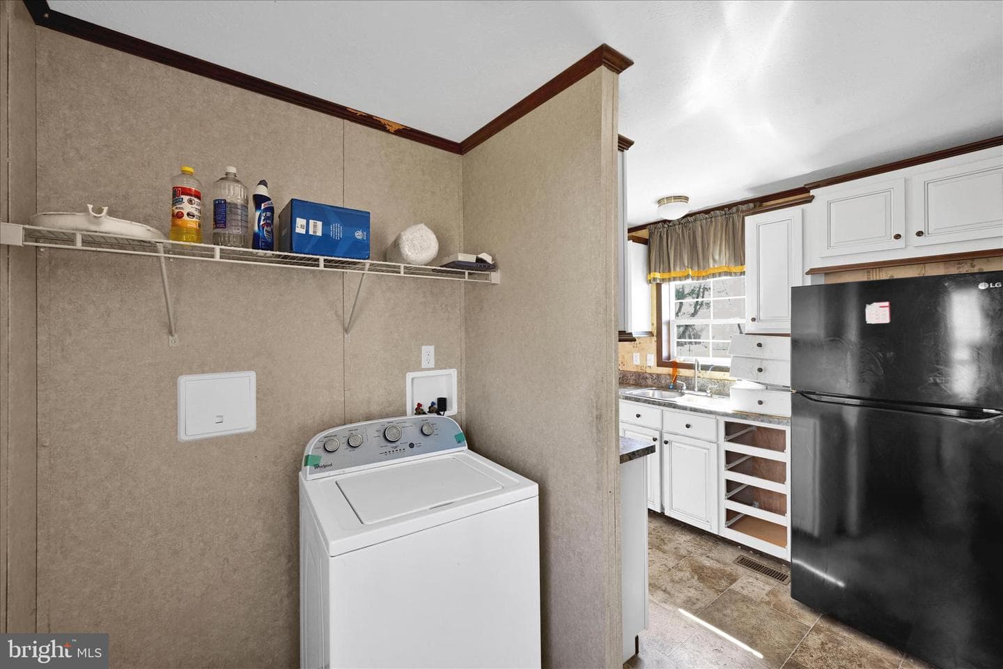 571 Schubert Road photo 26