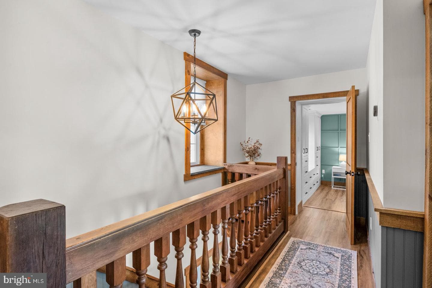566 Scenic Drive photo 41