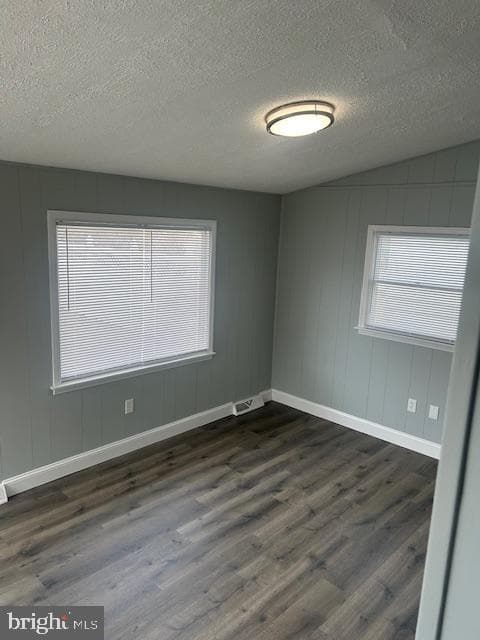 2151 Reading photo 12