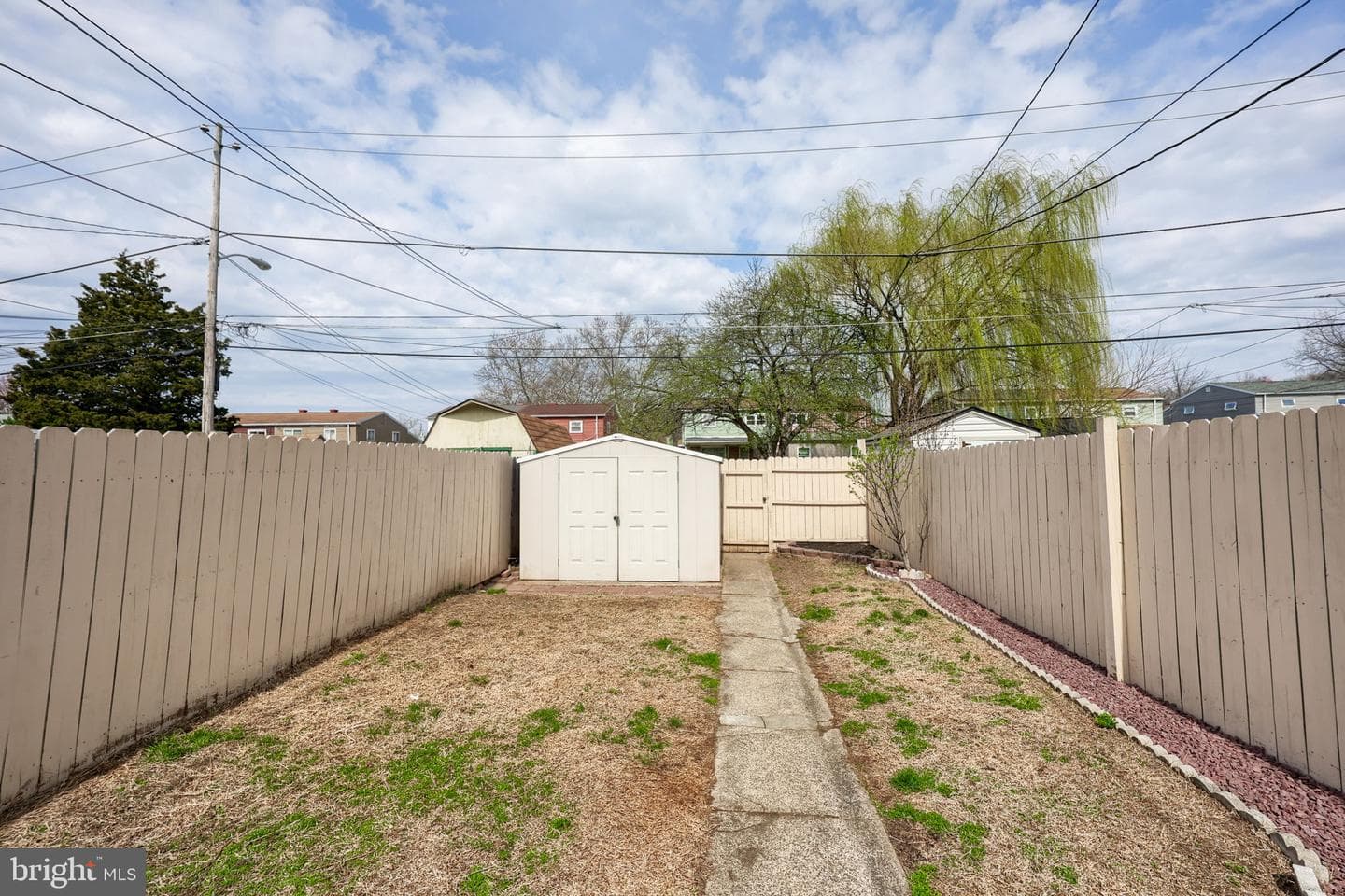 849 Delta Avenue photo 26