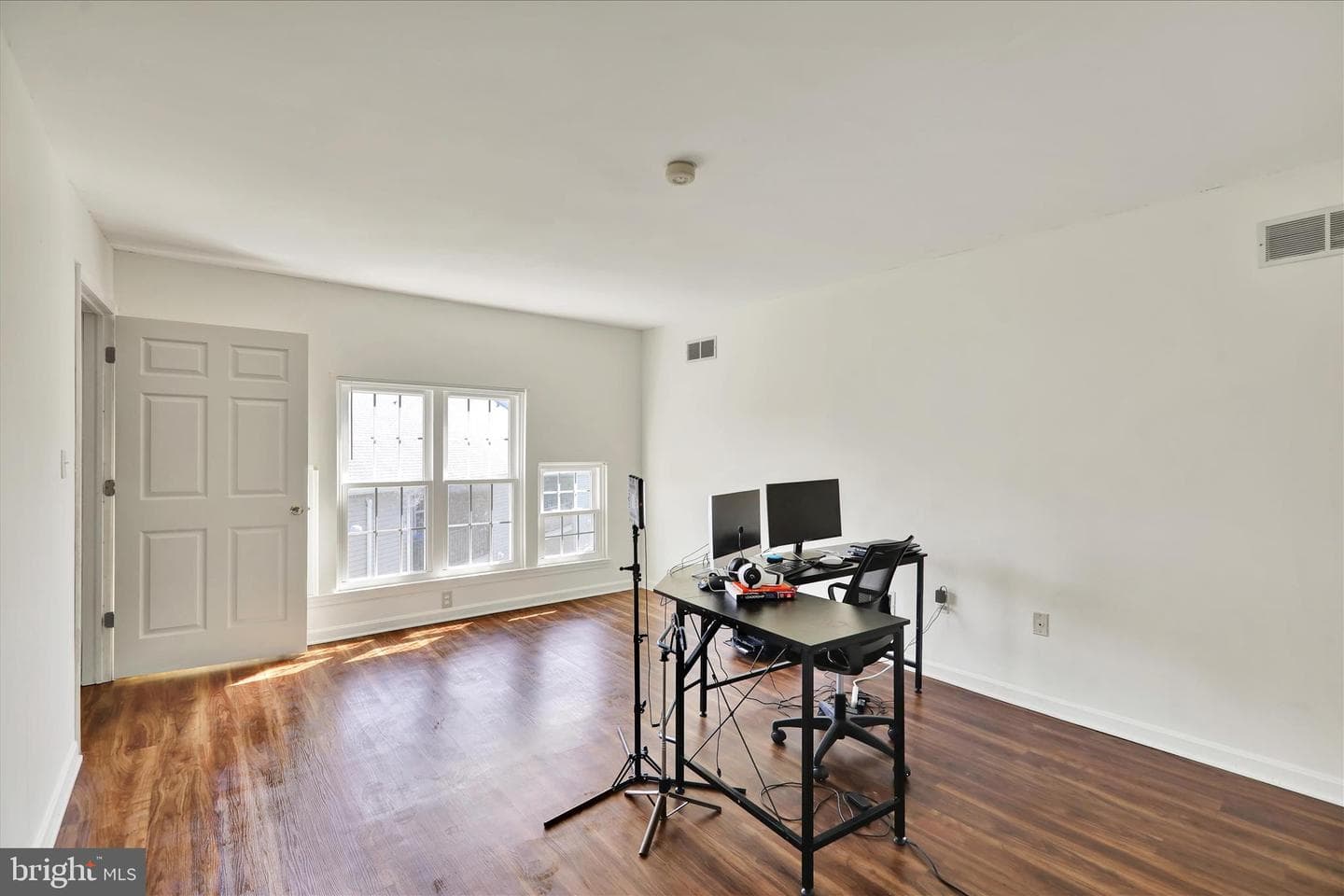 302 Peters Way photo 18