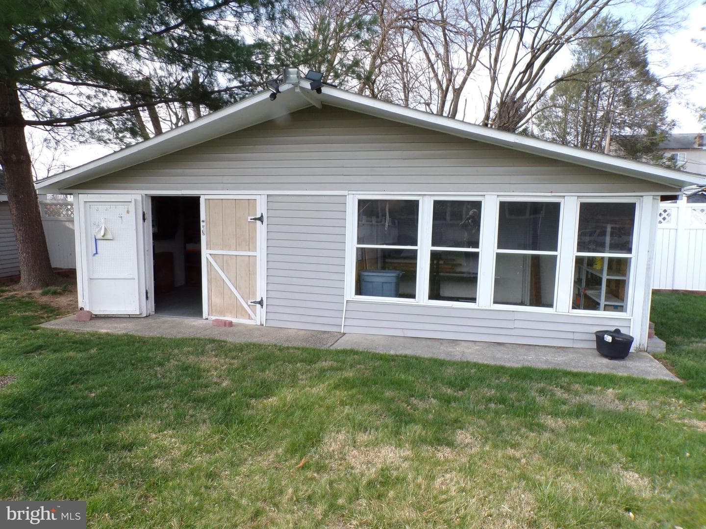 1417 Margaret Street photo 35