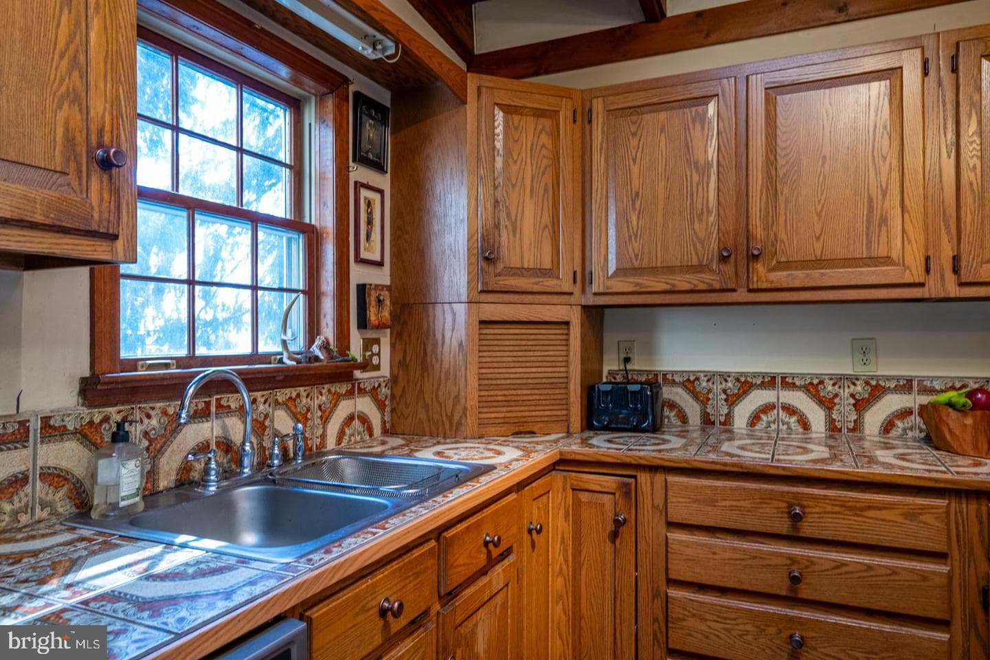 2571 Hill Road photo 17
