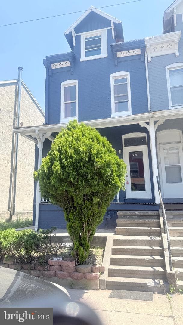 341 Pear Street photo 2